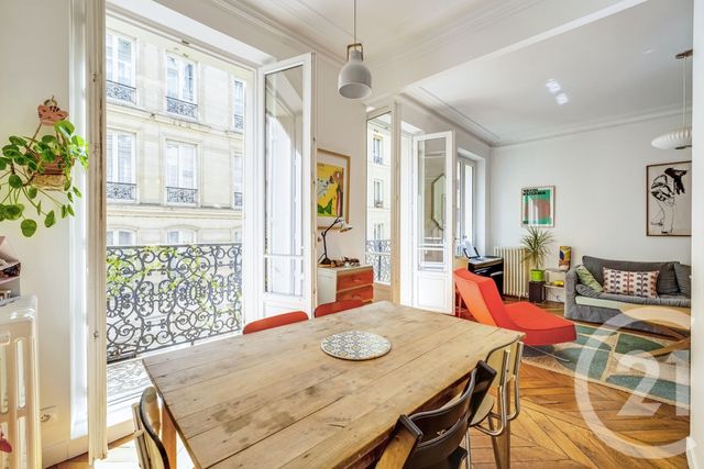 Appartement à vendre - 4 pièces - 77.0 m2 - PARIS - 75018 - ILE-DE-FRANCE - Century 21 Les Abbesses