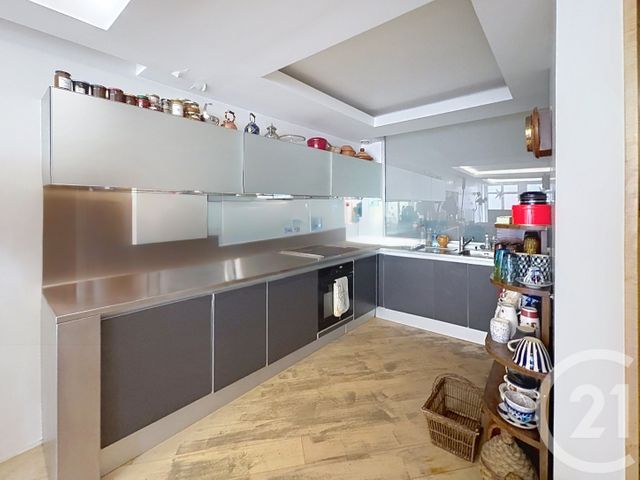 Appartement F4 à vendre - 4 pièces - 126.0 m2 - PARIS - 75018 - ILE-DE-FRANCE - Century 21 Les Abbesses