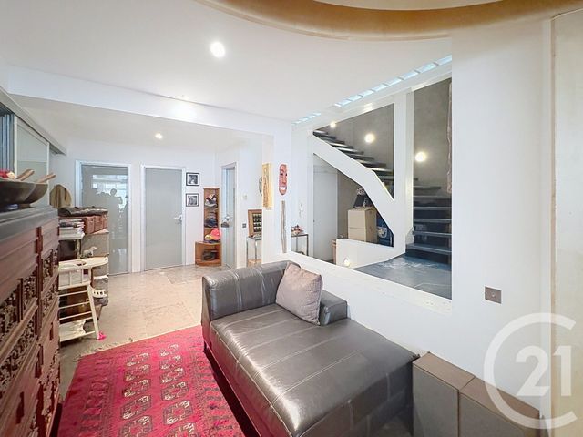Appartement F4 à vendre - 4 pièces - 126.0 m2 - PARIS - 75018 - ILE-DE-FRANCE - Century 21 Les Abbesses