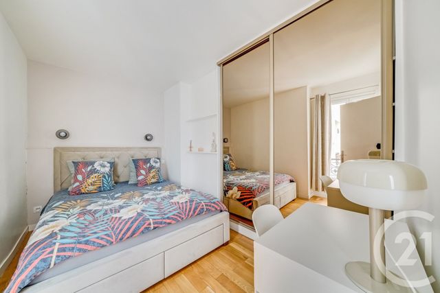 Appartement F2 à vendre - 2 pièces - 26.0 m2 - PARIS - 75018 - ILE-DE-FRANCE - Century 21 Les Abbesses