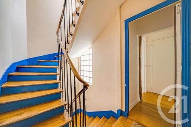Appartement F2 à vendre - 2 pièces - 26.0 m2 - PARIS - 75018 - ILE-DE-FRANCE - Century 21 Les Abbesses