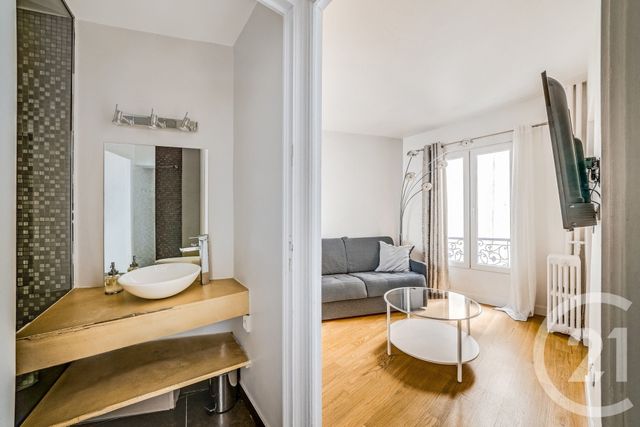 Appartement F2 à vendre - 2 pièces - 26.0 m2 - PARIS - 75018 - ILE-DE-FRANCE - Century 21 Les Abbesses