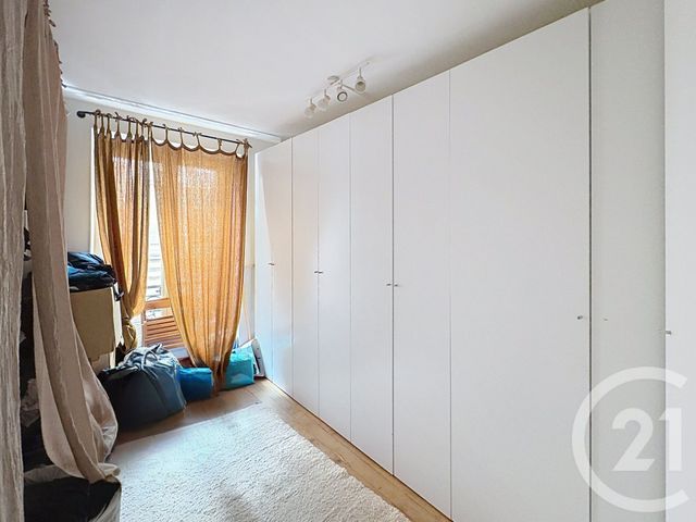 Appartement F4 à vendre - 4 pièces - 73.0 m2 - PARIS - 75018 - ILE-DE-FRANCE - Century 21 Les Abbesses