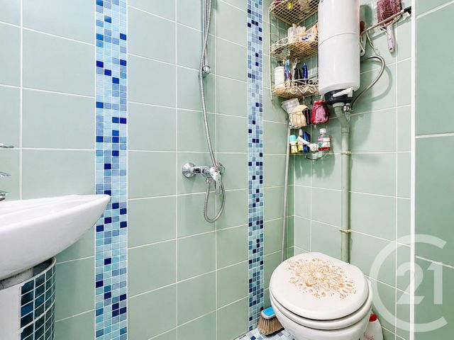 Appartement F1 à vendre - 1 pièce - 14.0 m2 - PARIS - 75018 - ILE-DE-FRANCE - Century 21 Les Abbesses
