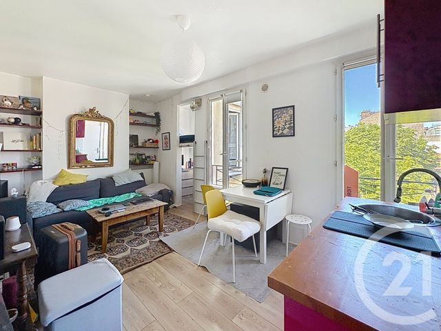 Appartement F2 à vendre - 2 pièces - 23.0 m2 - PARIS - 75018 - ILE-DE-FRANCE - Century 21 Les Abbesses