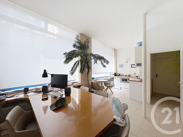 divers à vendre - 66.0 m2 - PARIS - 75018 - ILE-DE-FRANCE - Century 21 Les Abbesses