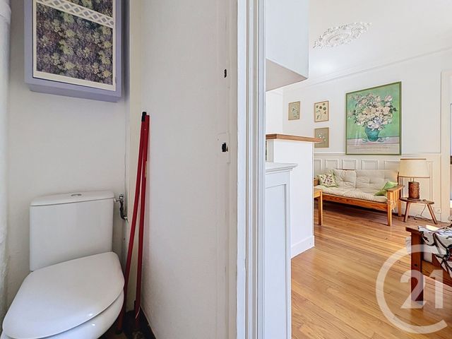 Appartement F2 à vendre - 2 pièces - 32.0 m2 - PARIS - 75018 - ILE-DE-FRANCE - Century 21 Les Abbesses