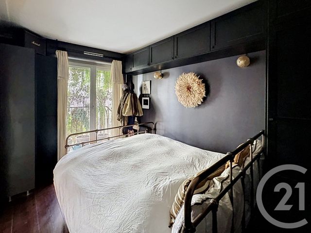 Appartement F2 à vendre - 2 pièces - 44.0 m2 - PARIS - 75018 - ILE-DE-FRANCE - Century 21 Les Abbesses