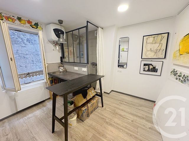Appartement F1 à vendre - 1 pièce - 10.0 m2 - PARIS - 75018 - ILE-DE-FRANCE - Century 21 Les Abbesses