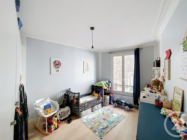 Appartement F4 à vendre - 4 pièces - 75.0 m2 - PARIS - 75018 - ILE-DE-FRANCE - Century 21 Les Abbesses
