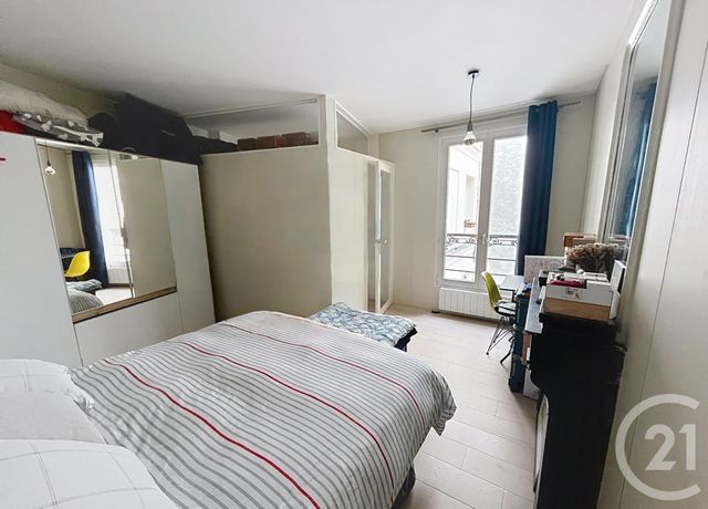 Appartement F4 à vendre - 4 pièces - 75.0 m2 - PARIS - 75018 - ILE-DE-FRANCE - Century 21 Les Abbesses