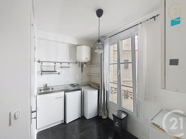 Appartement F1 à vendre - 1 pièce - 20.36 m2 - PARIS - 75018 - ILE-DE-FRANCE - Century 21 Les Abbesses