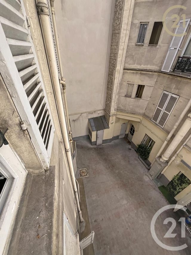 Appartement F1 à vendre - 1 pièce - 20.36 m2 - PARIS - 75018 - ILE-DE-FRANCE - Century 21 Les Abbesses