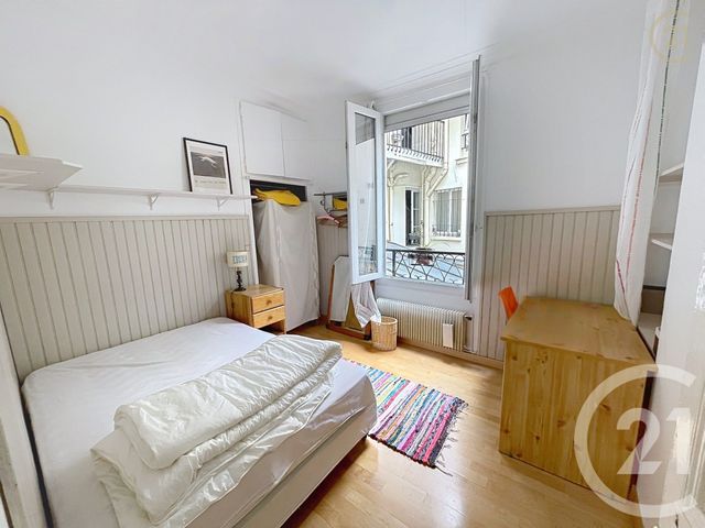 Appartement F4 à vendre - 4 pièces - 67.64 m2 - PARIS - 75009 - ILE-DE-FRANCE - Century 21 Les Abbesses