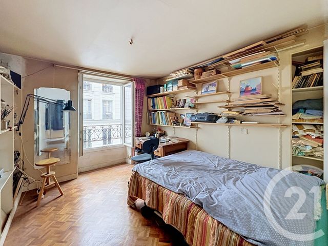 Appartement F2 à vendre - 2 pièces - 30.0 m2 - PARIS - 75018 - ILE-DE-FRANCE - Century 21 Les Abbesses