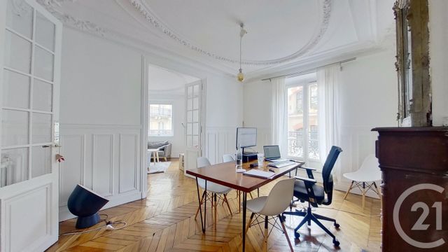 Appartement F5 à vendre - 5 pièces - 107.0 m2 - PARIS - 75009 - ILE-DE-FRANCE - Century 21 Les Abbesses